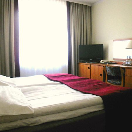 Hotel Ior พอซนาน ภายนอก รูปภาพ