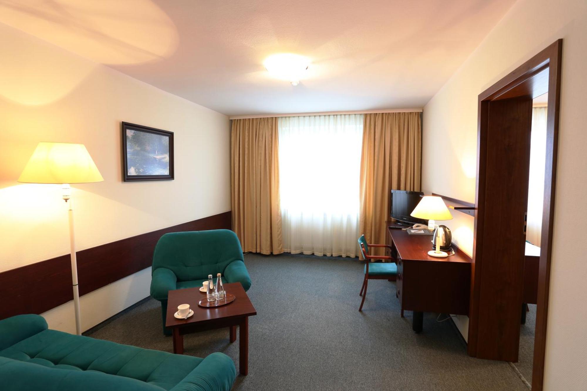 Hotel Ior พอซนาน ห้อง รูปภาพ
